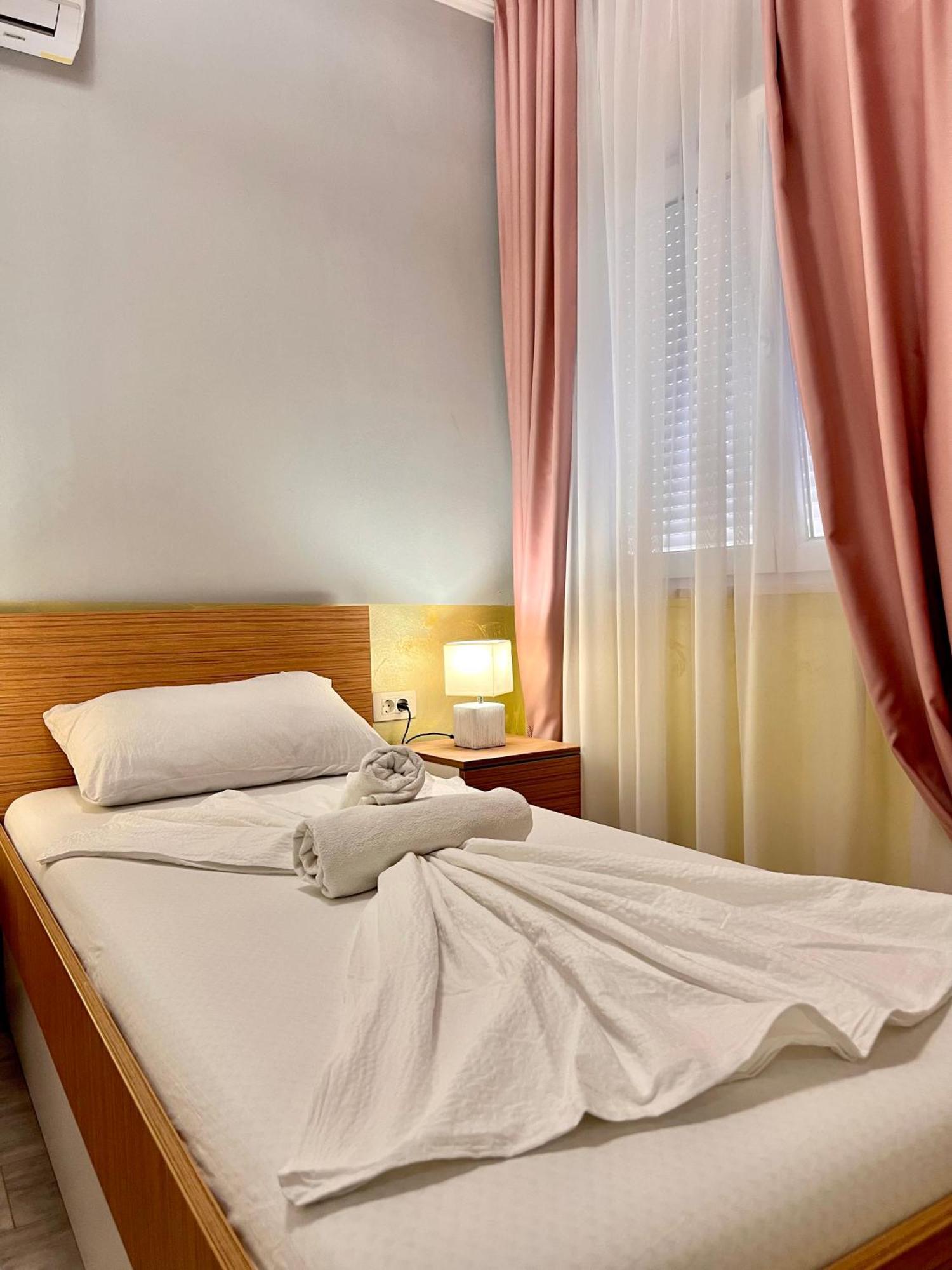 Hotel Nur Мостар Екстер'єр фото
