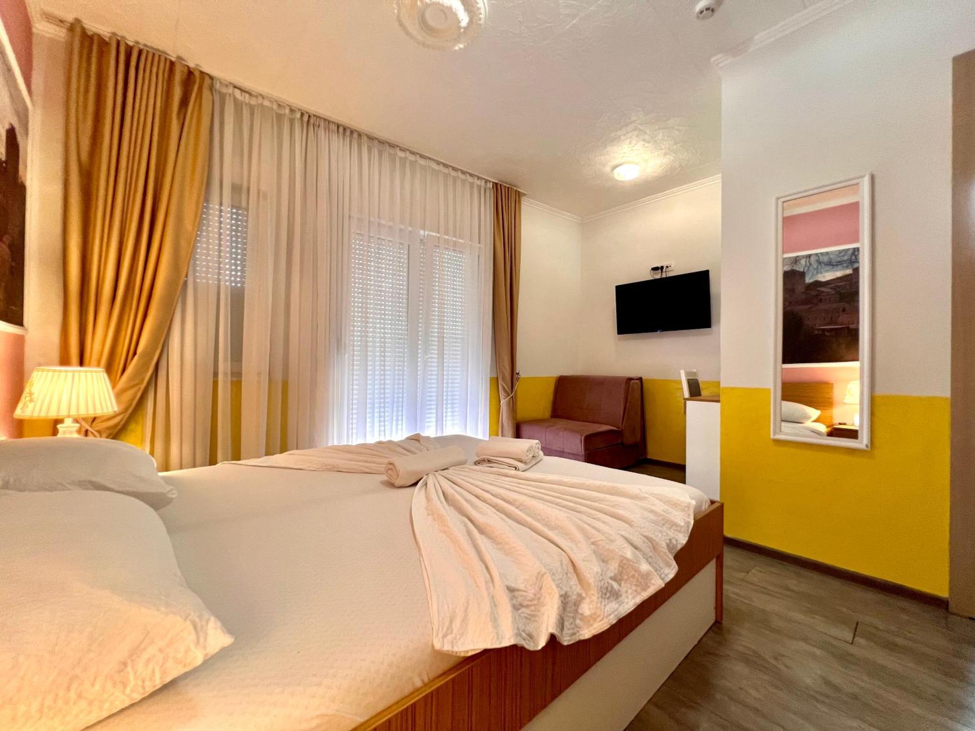 Hotel Nur Мостар Екстер'єр фото
