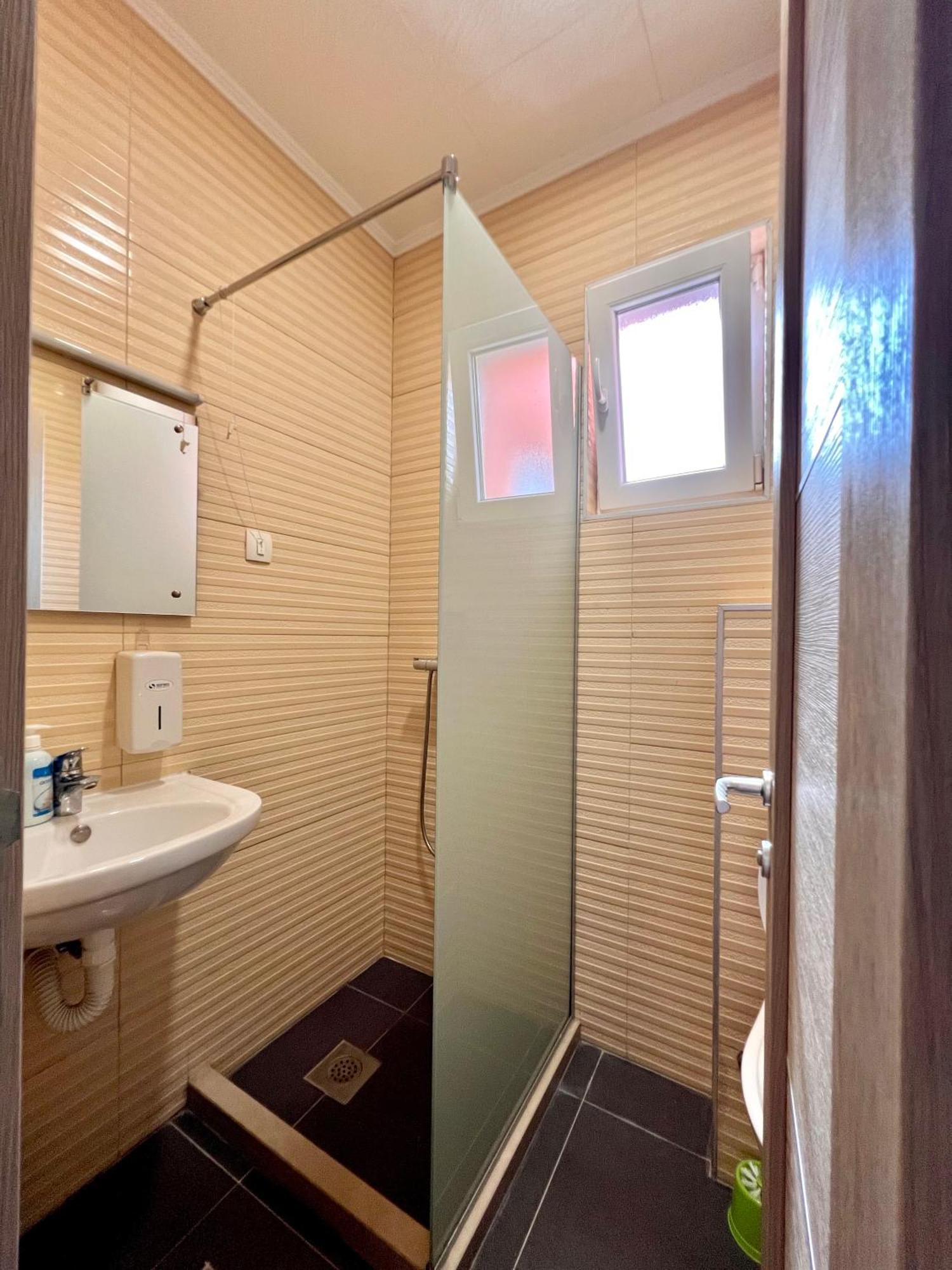 Hotel Nur Мостар Екстер'єр фото